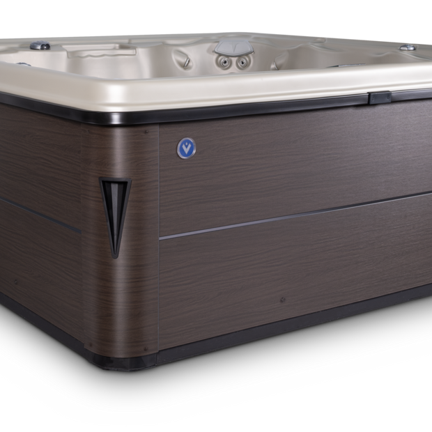 Tradition Hot Tub